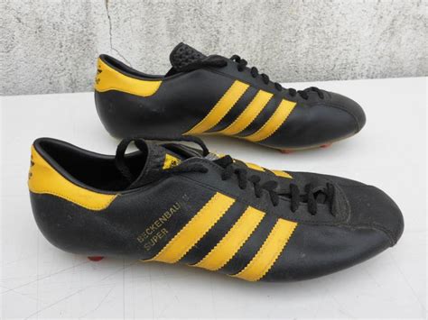 adidas alte fußballschuhe